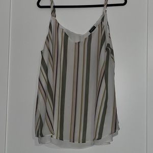 White flowy tank with blush, olive,& mustard stripes- torrid size 2